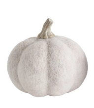 Load image into Gallery viewer, Wool Felt Pumpkin with Hard Stem
